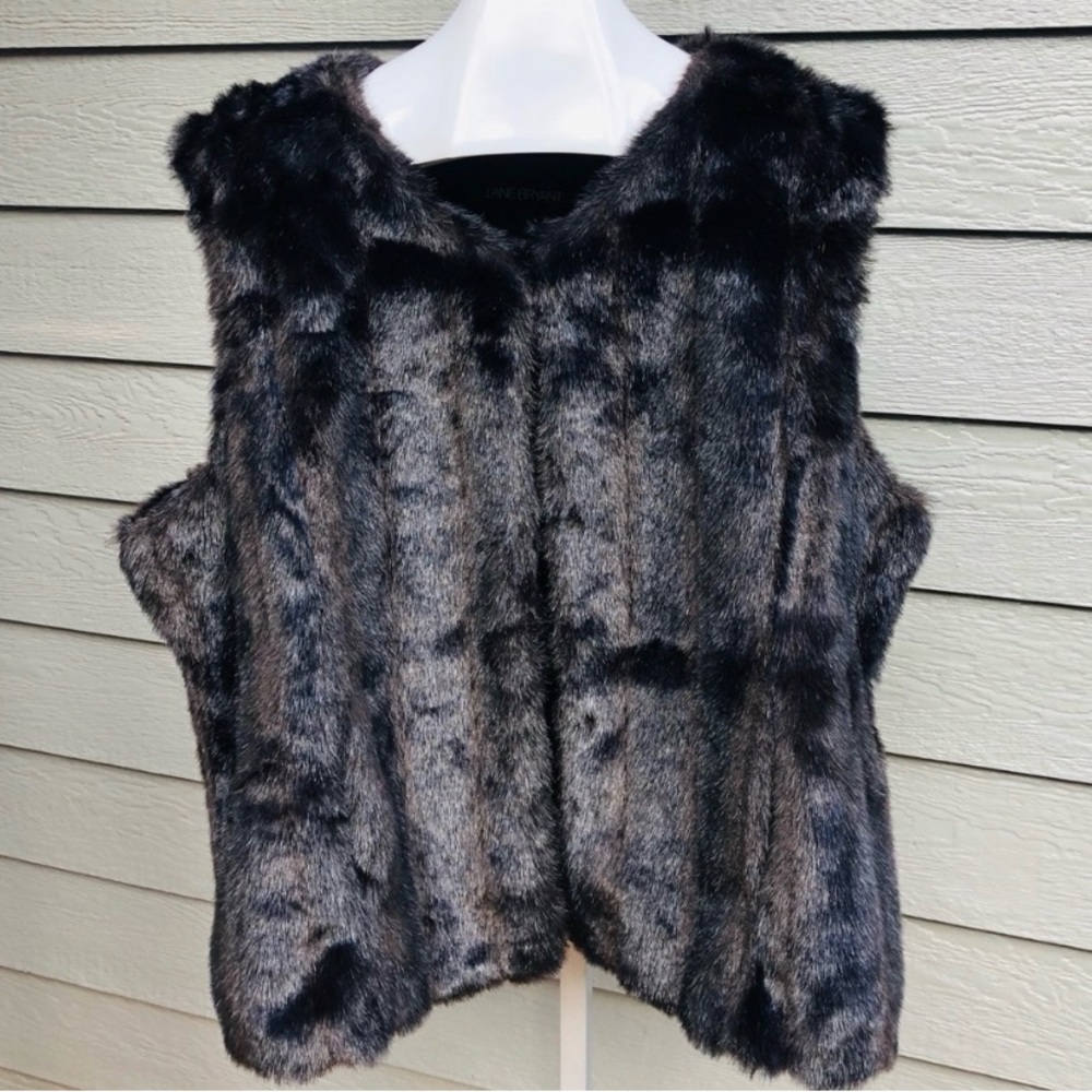 LANE BRYANT faux fur vest sz 26/28 GORGEOUS!